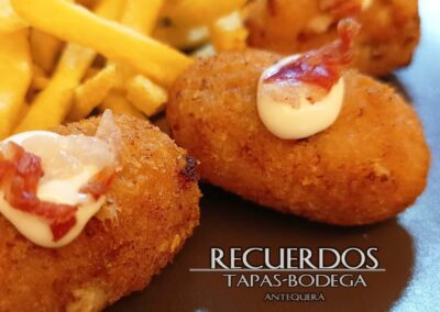 Recuerdos Tapas Bodega Restaurante Antequera 7